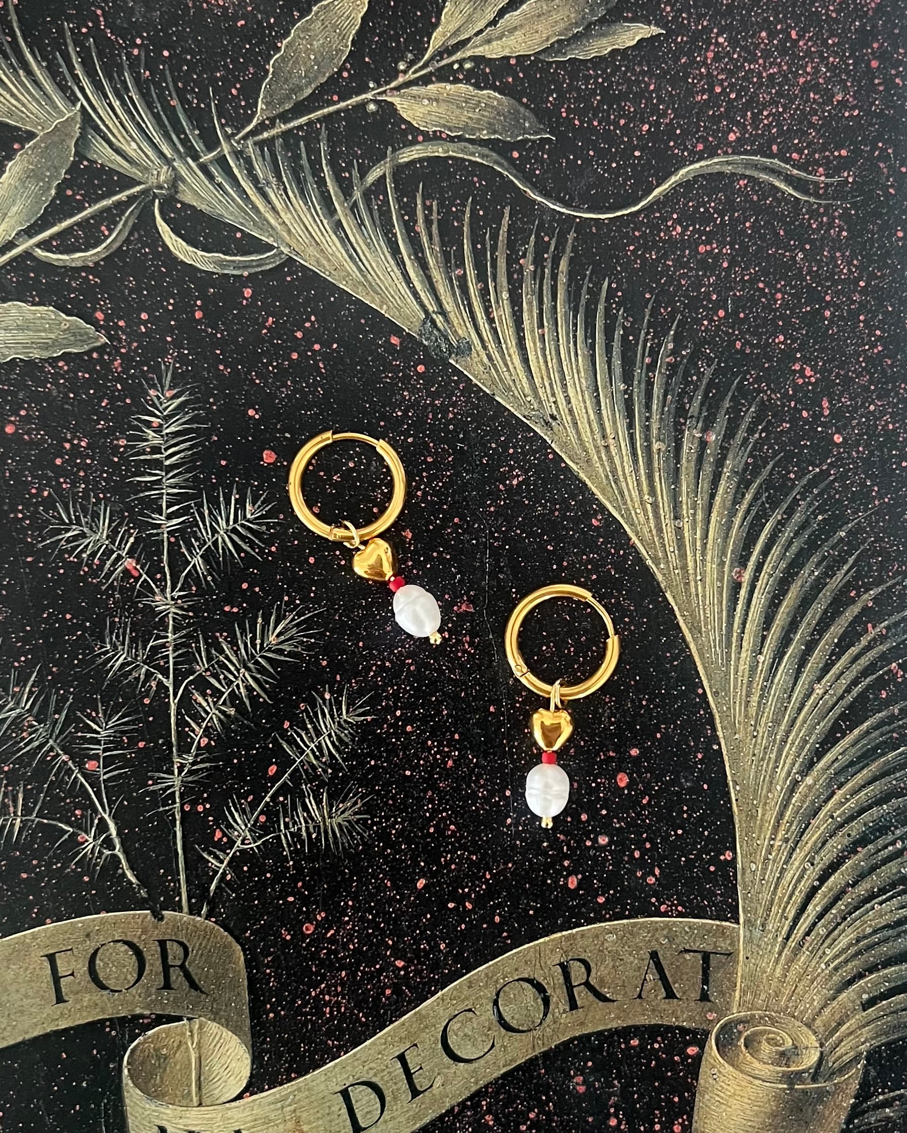 Golden hearts earrings